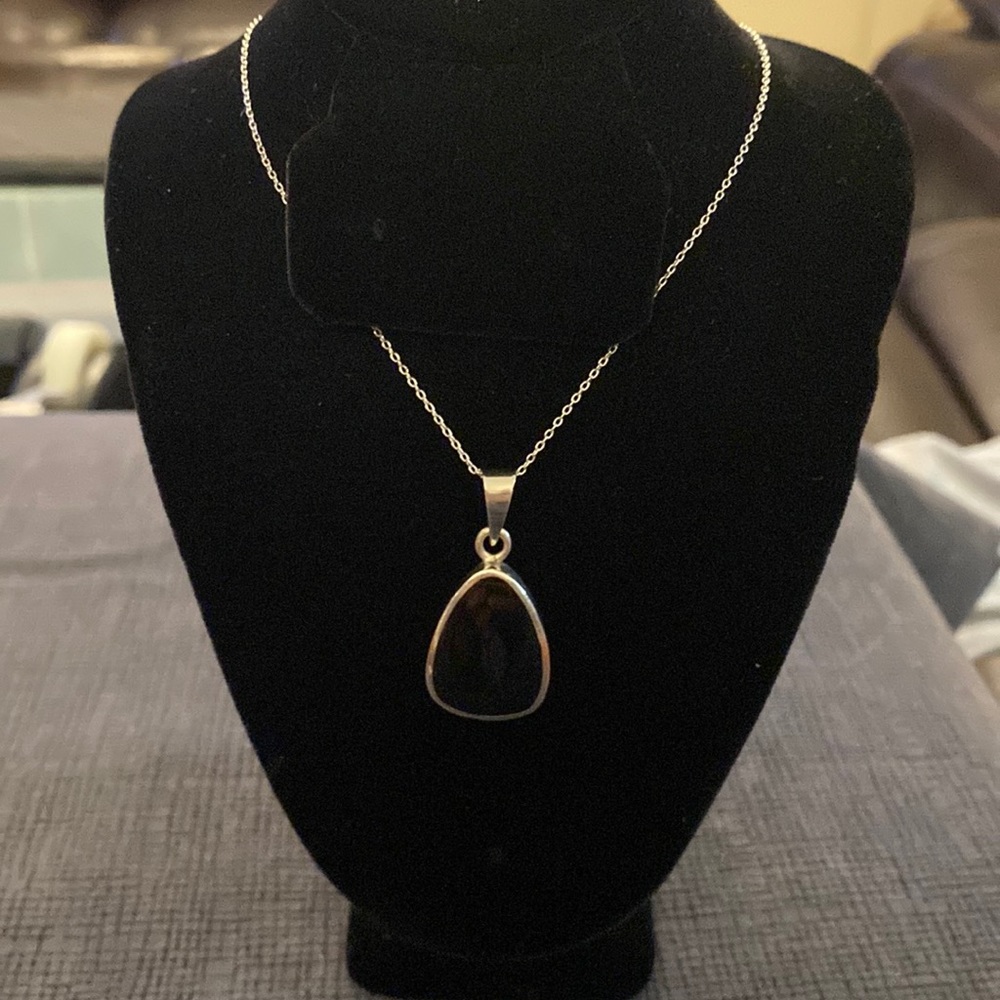Taxco Sterling Silver Onyx Pendant & Sterling Chain